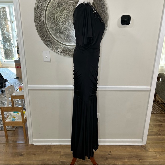 Aidan Mattox black one beaded shoulder maxi dress - Size 10 - Picture 7 of 16